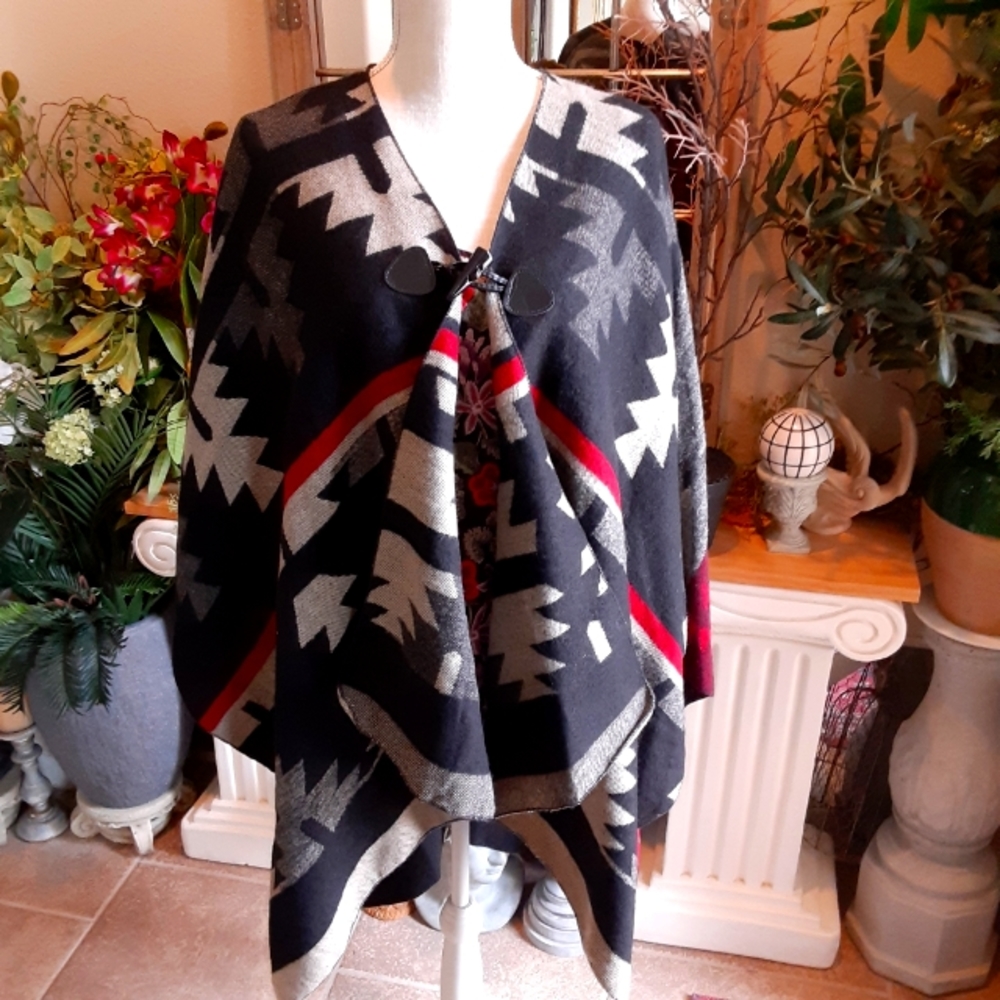 NWT, Modena, NORDSTROM Rack, SW Pattern, Acrylic Poncho